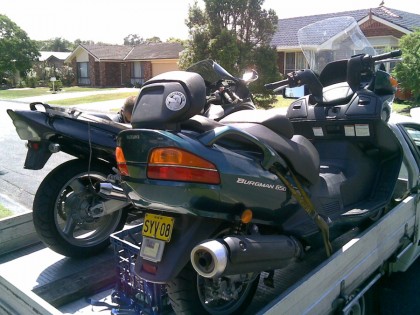 Does my bum look big on this ute?